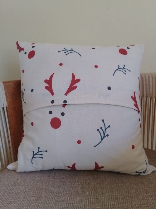 The back of the finished cushion, showing the horizontal overlap of the envelope closure.